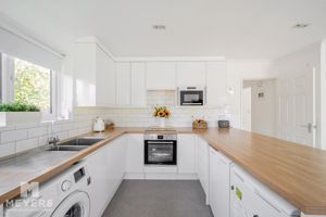 Fresh Kitchen- click for photo gallery